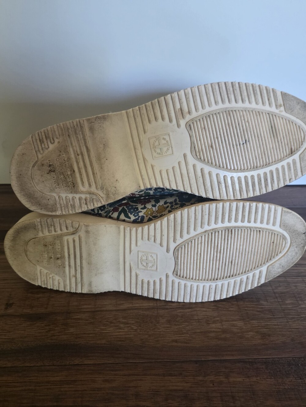 Dr. Martens Liberty Of London - Picture 6 of 6